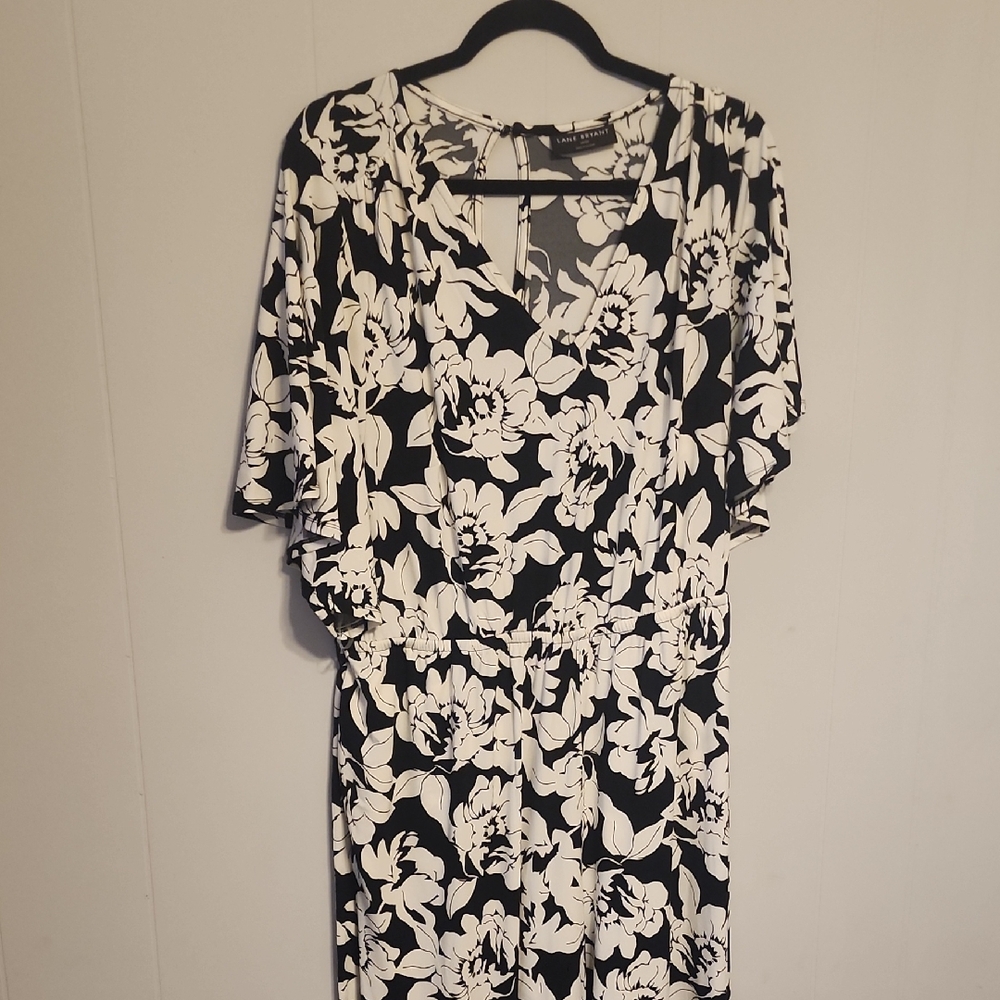 Lane Bryant Black and White Floral S